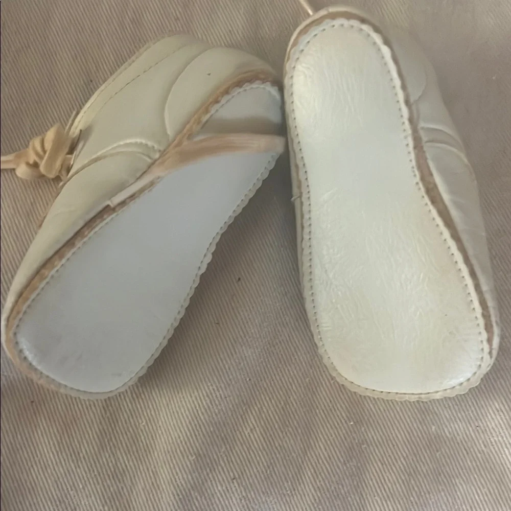 VTG 50s Baby Shoes in Original Box by Mrs. Day's Ideal Baby Shoe